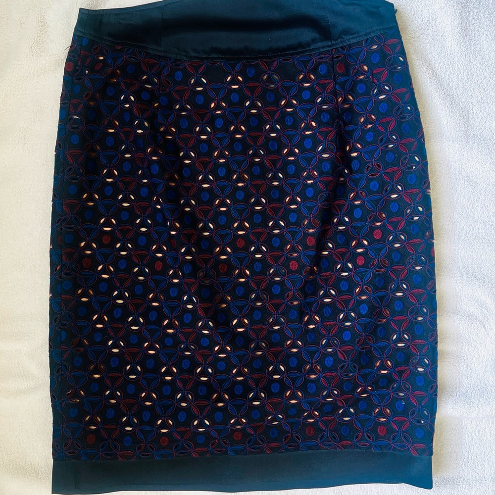 Fully silk lined side zip SKIRT